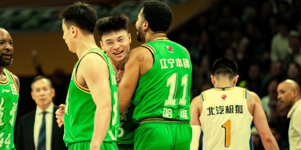 九游娱乐登录入口-队长2+11！小手三分球弹无虚发,哈维16+1,布罗金顿2分,辽篮两连胜