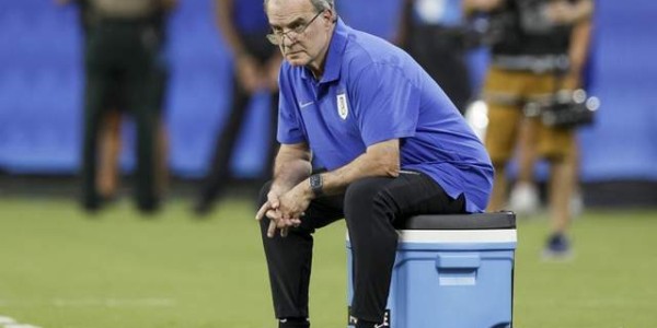 九游娱乐官方网站-2026世界杯48强巡礼·乌拉圭：褪下保守外衣，踢一番疯狗足球|乌拉圭足球队|巴西足球队|阿根廷足球|卡瓦尼|贝尔萨_新浪体育_新浪新闻